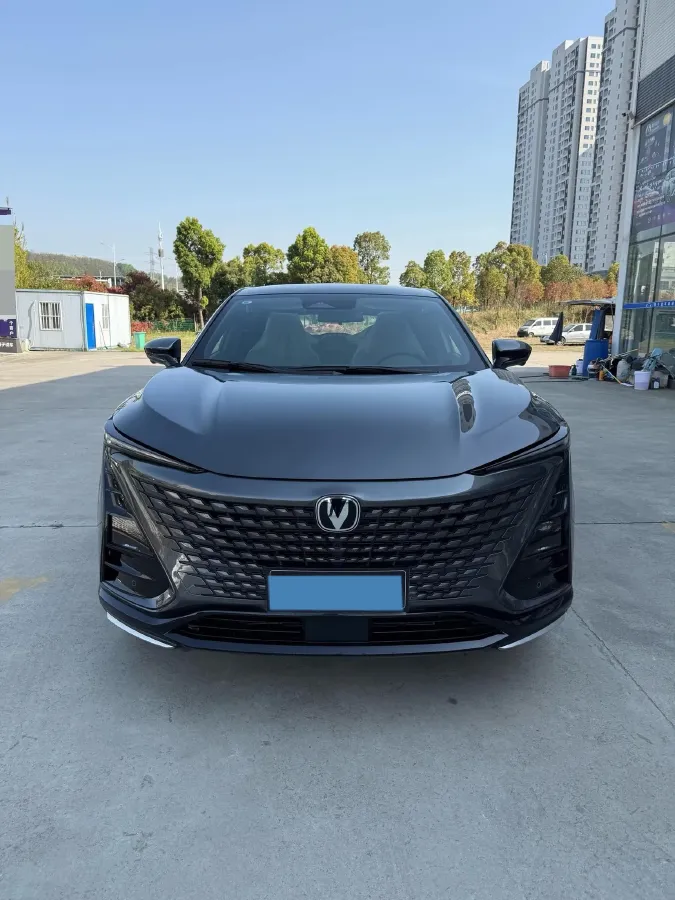 2023 ChangAn UNI-T 1.5T 188HP L4 7DCT,autocango,china used car exporter,china ev exporter,chinese used car exporter,chinese used ev exporter