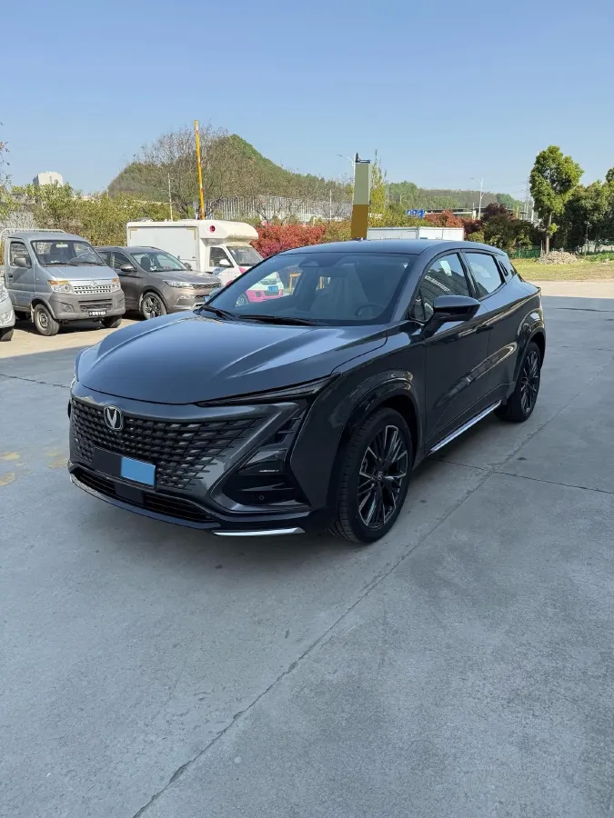 2023 ChangAn UNI-T 1.5T 188HP L4 7DCT,autocango,china used car exporter,china ev exporter,chinese used car exporter,chinese used ev exporter