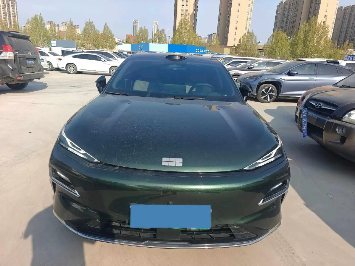 2025 Geely Galaxy Starshine 8 1.5T 163HP L4 3DHT PHEV 27.69KWH,autocango,china used car exporter,china ev exporter,chinese used car exporter,chinese used ev exporter