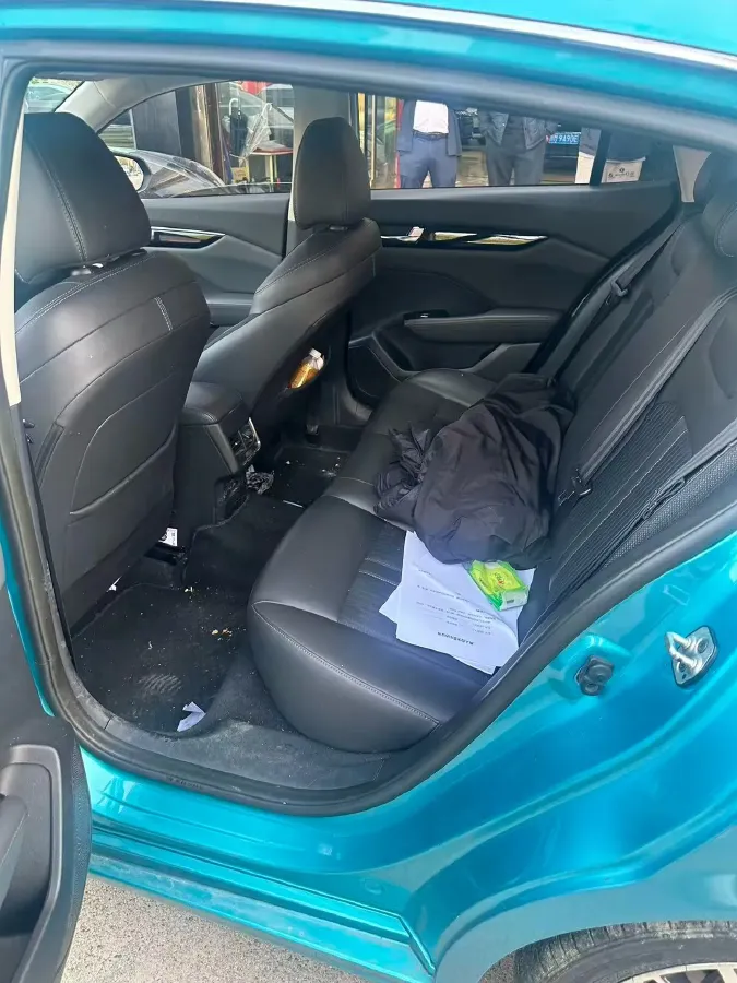 2020 DongFeng Aeolus YiXuan 1.5T 150HP L4 6DCT,autocango,china used car exporter,china ev exporter,chinese used car exporter,chinese used ev exporter