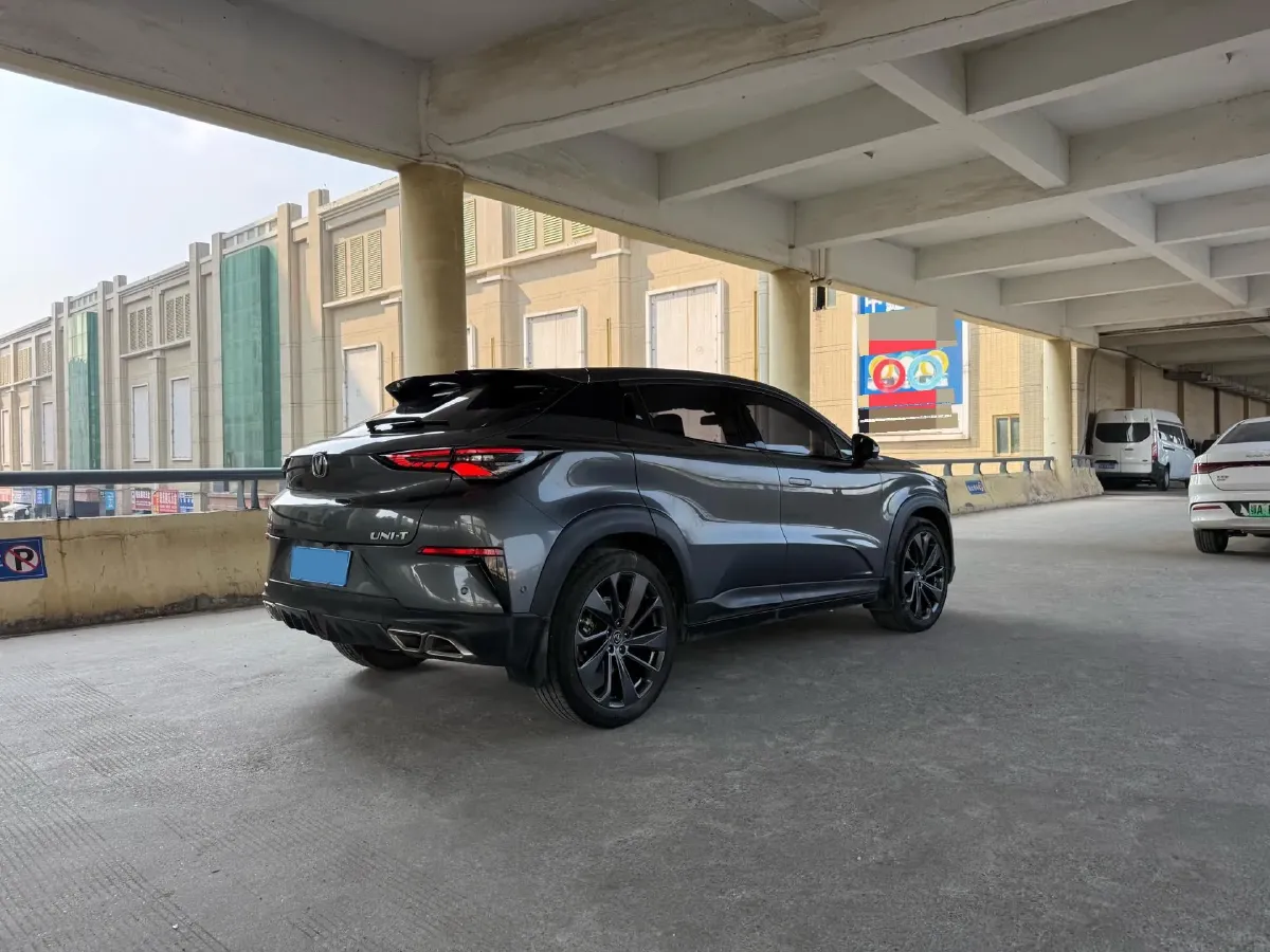 2020 ChangAn UNI-T 1.5T 180HP L4 7DCT,autocango,china used car exporter,china ev exporter,chinese used car exporter,chinese used ev exporter