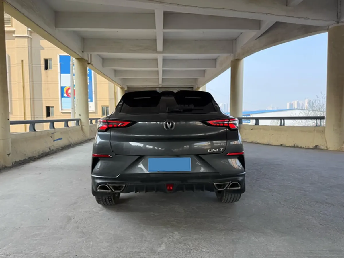 2020 ChangAn UNI-T 1.5T 180HP L4 7DCT,autocango,china used car exporter,china ev exporter,chinese used car exporter,chinese used ev exporter