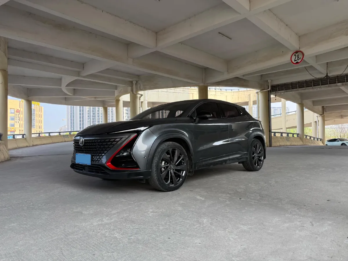 2020 ChangAn UNI-T 1.5T 180HP L4 7DCT,autocango,china used car exporter,china ev exporter,chinese used car exporter,chinese used ev exporter