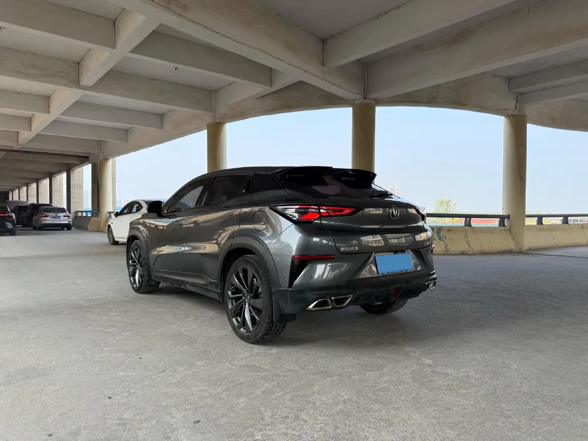 2020 ChangAn UNI-T 1.5T 180HP L4 7DCT,autocango,china used car exporter,china ev exporter,chinese used car exporter,chinese used ev exporter