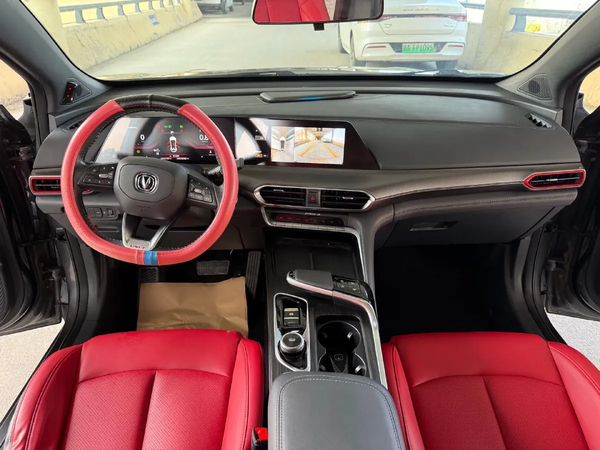 2020 ChangAn UNI-T 1.5T 180HP L4 7DCT,autocango,china used car exporter,china ev exporter,chinese used car exporter,chinese used ev exporter