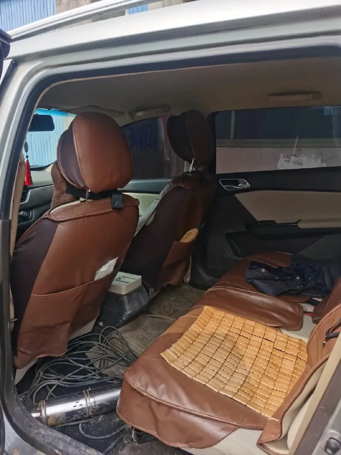 2019 JinBei XinYuan T32S 1.5L 102HP L4 5MT,autocango,china used car exporter,china ev exporter,chinese used car exporter,chinese used ev exporter