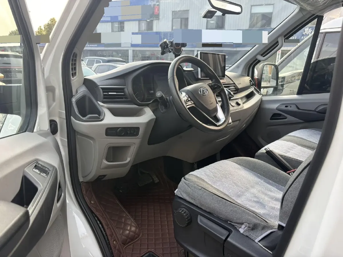 2020 MAXUS XinTu V90 2.0T 148HP L4 6MT,autocango,china used car exporter,china ev exporter,chinese used car exporter,chinese used ev exporter