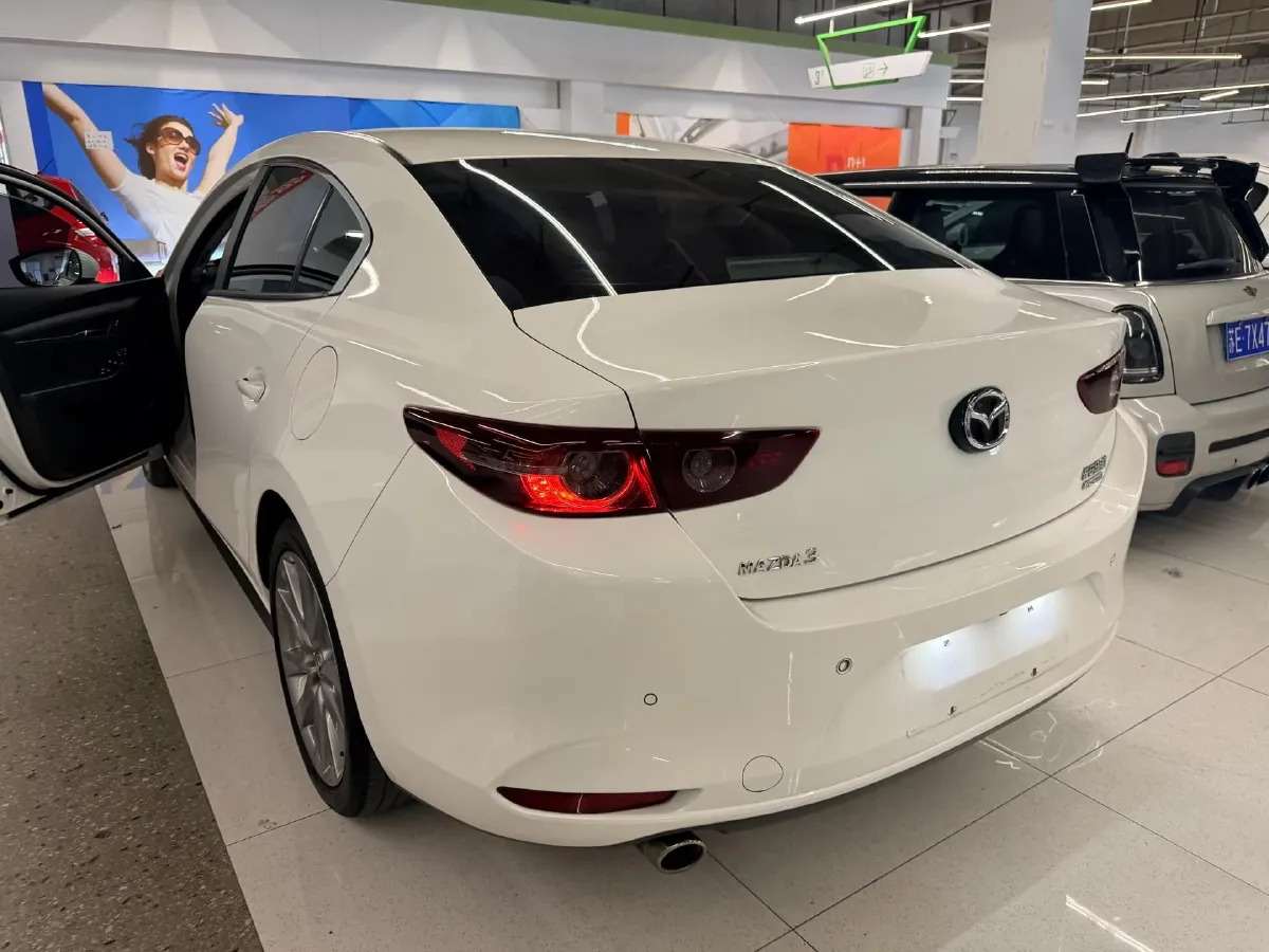 2021 Mazda 3 Axela 2.0L 158HP L4 6AT,autocango,china used car exporter,china ev exporter,chinese used car exporter,chinese used ev exporter