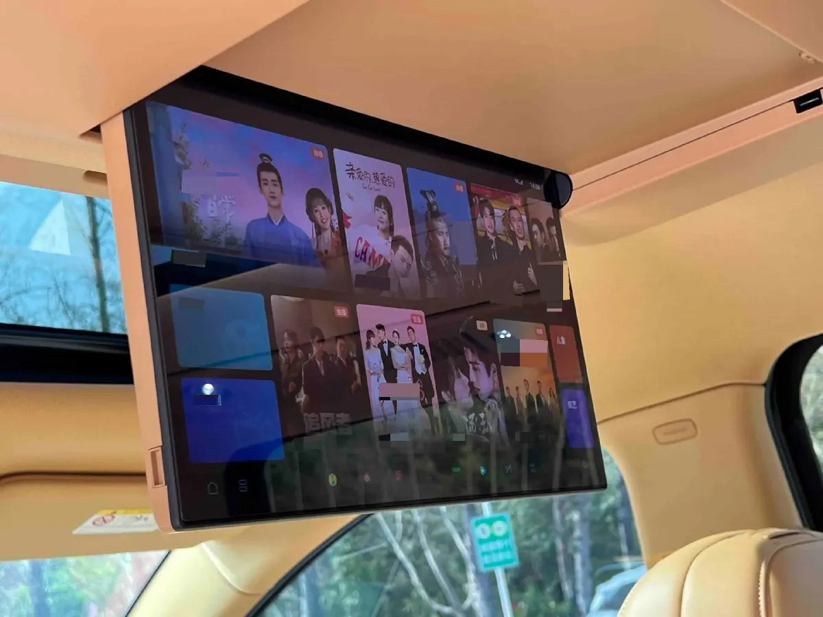 2025 Voyah Dream 1.5T 150HP L4 PHEV 41.7KWH,autocango,china used car exporter,china ev exporter,chinese used car exporter,chinese used ev exporter