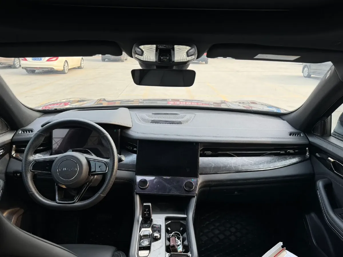 2021 Buick GL8 2.0T 237HP L4 9AT,autocango,china used car exporter,china ev exporter,chinese used car exporter,chinese used ev exporter