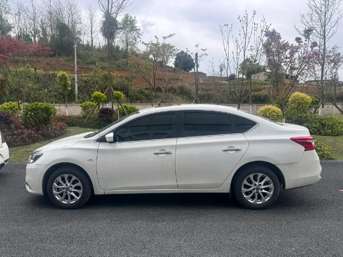 2022 Nissan Sylphy 1.6L 122HP L4 CVT,autocango,china used car exporter,china ev exporter,chinese used car exporter,chinese used ev exporter