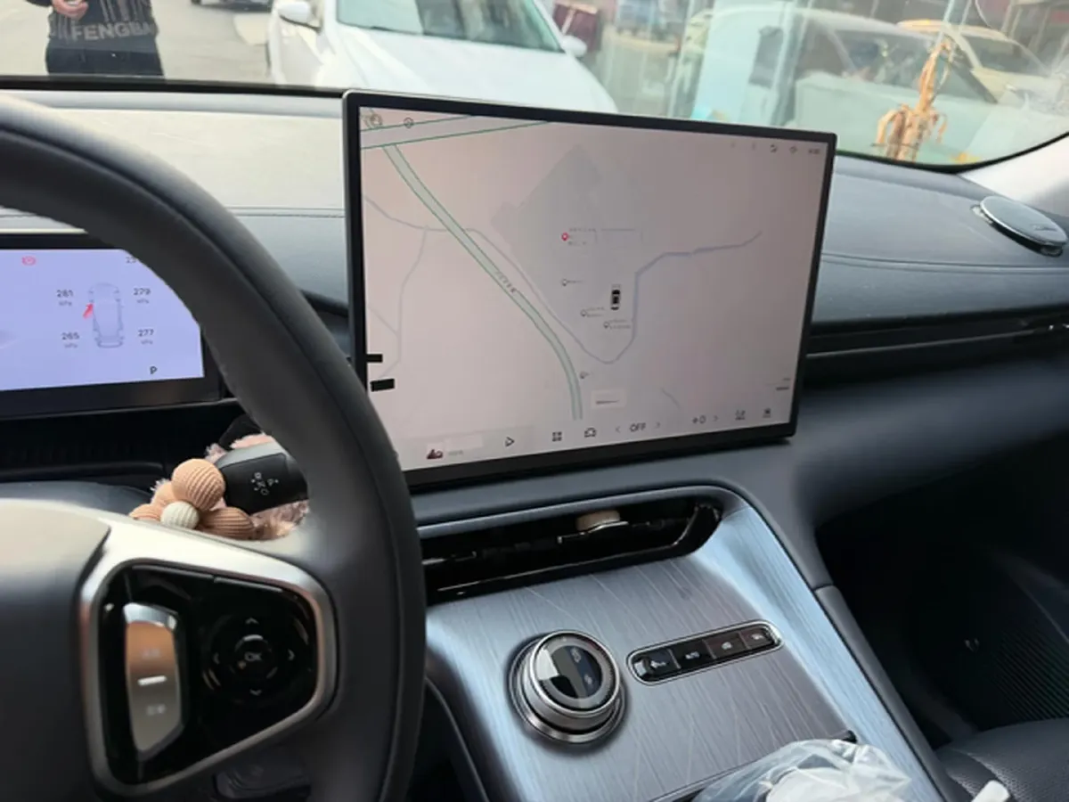 2024 Geely Emgrand L HiP 1.5T 181HP L4 3DHT PHEV 15.5KWH,autocango,china used car exporter,china ev exporter,chinese used car exporter,chinese used ev exporter