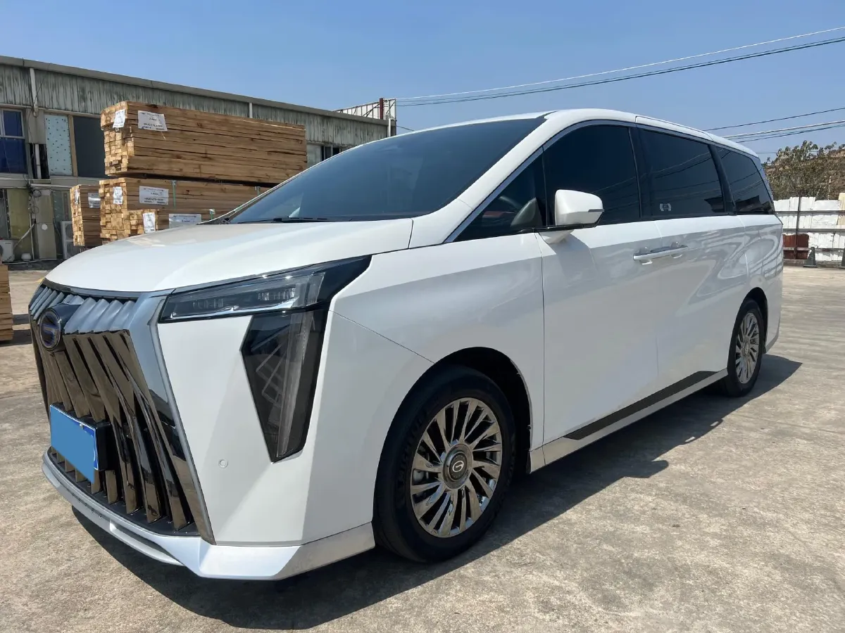 2023 GAC Trumpchi M8 2.0T 190HP L4 E-CVT Hybrid,autocango,china used car exporter,china ev exporter,chinese used car exporter,chinese used ev exporter