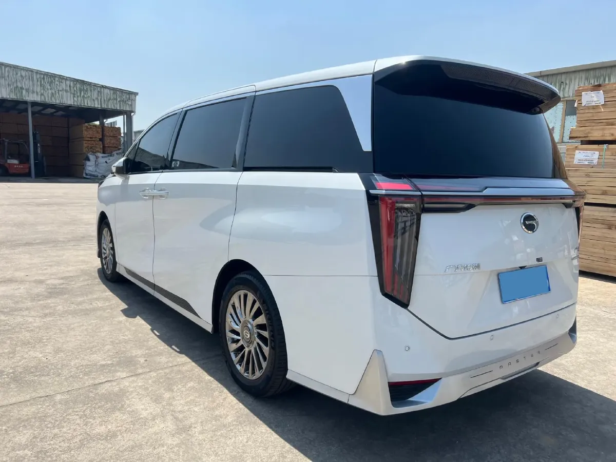 2023 GAC Trumpchi M8 2.0T 190HP L4 E-CVT Hybrid,autocango,china used car exporter,china ev exporter,chinese used car exporter,chinese used ev exporter