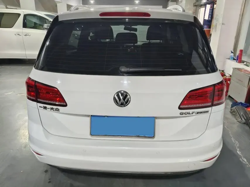 2016 Volkswagen Golf Sportsvan 1.6L 110HP L4 6AT,autocango,china used car exporter,china ev exporter,chinese used car exporter,chinese used ev exporter