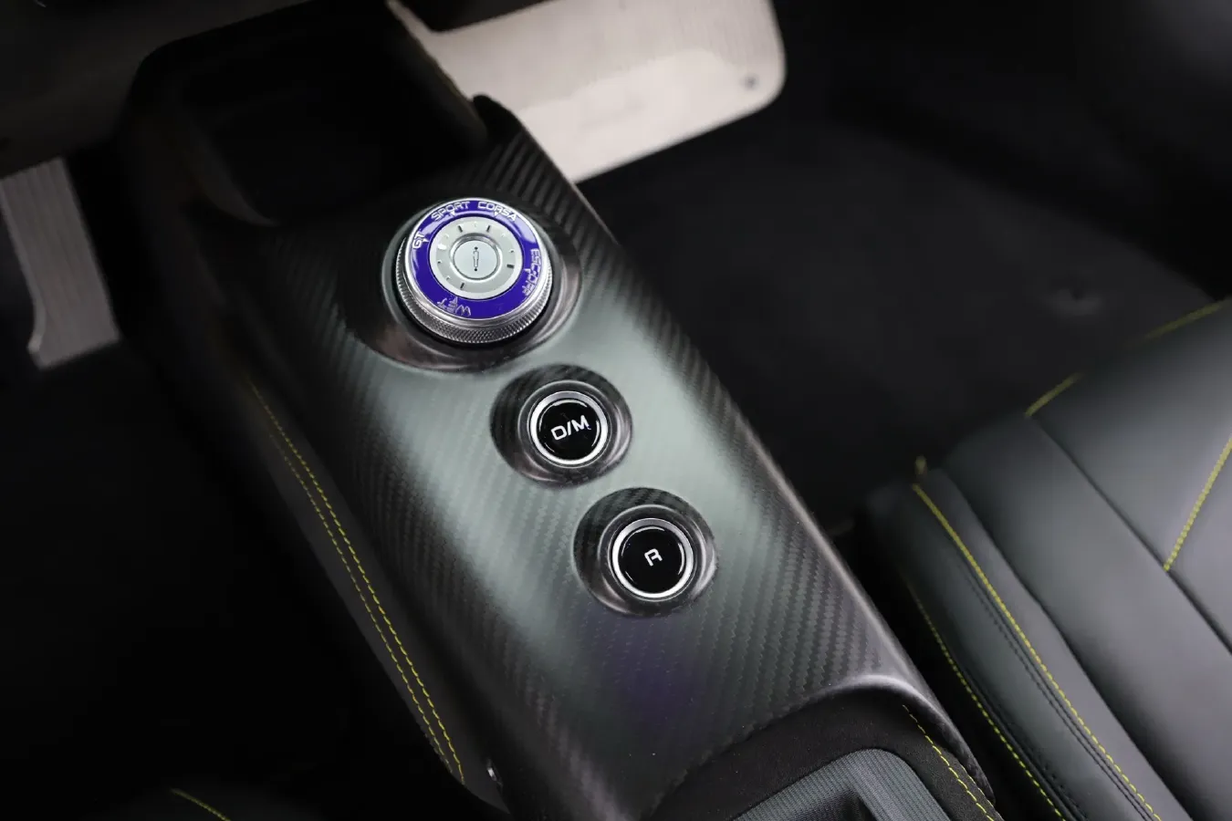 2020 Maserati MC20 3.0T 630HP V6 8DCT,autocango,china used car exporter,china ev exporter,chinese used car exporter,chinese used ev exporter