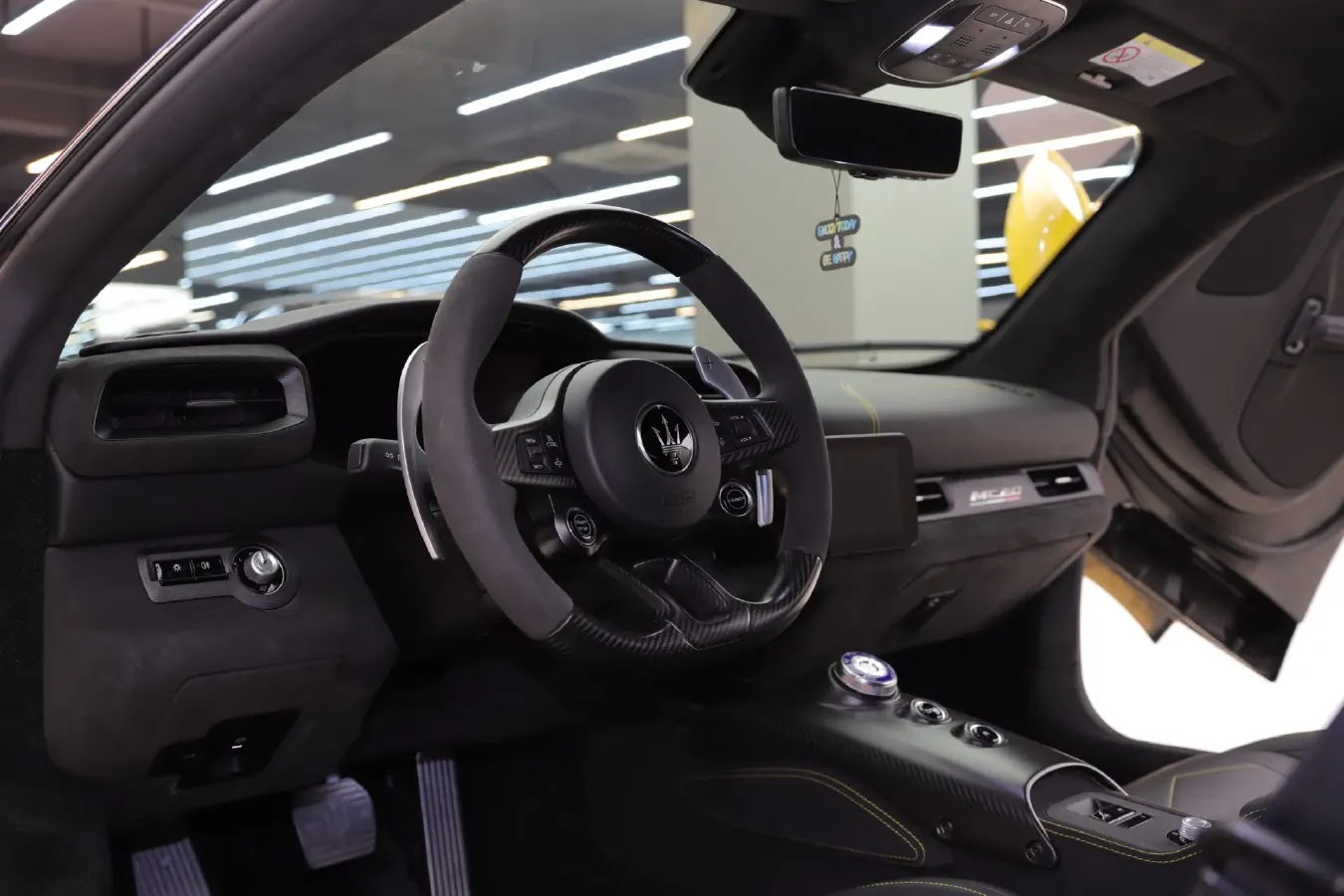 2020 Maserati MC20 3.0T 630HP V6 8DCT,autocango,china used car exporter,china ev exporter,chinese used car exporter,chinese used ev exporter