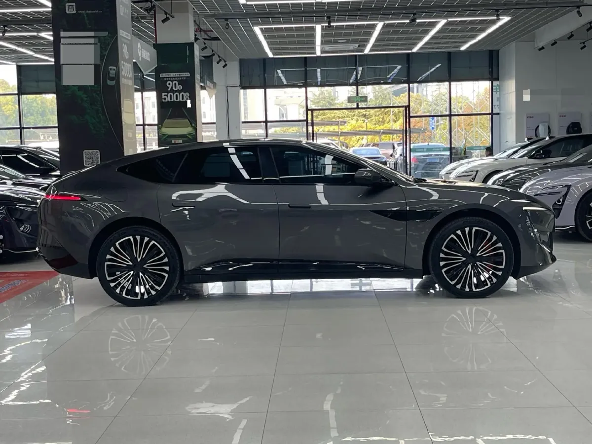 2025 Avatr 12 1.5T 156HP L4 REEV 39.05KWH,autocango,china used car exporter,china ev exporter,chinese used car exporter,chinese used ev exporter