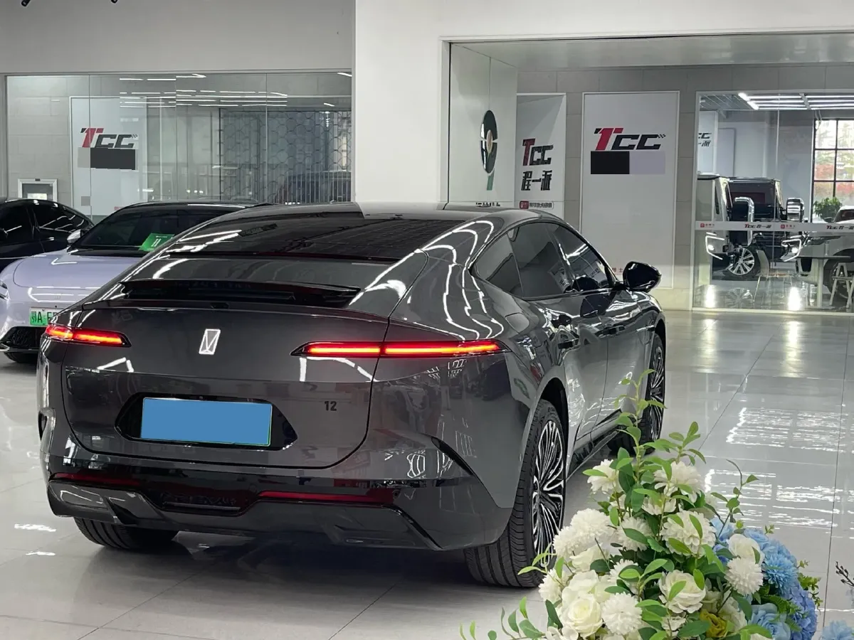 2025 Avatr 12 1.5T 156HP L4 REEV 39.05KWH,autocango,china used car exporter,china ev exporter,chinese used car exporter,chinese used ev exporter