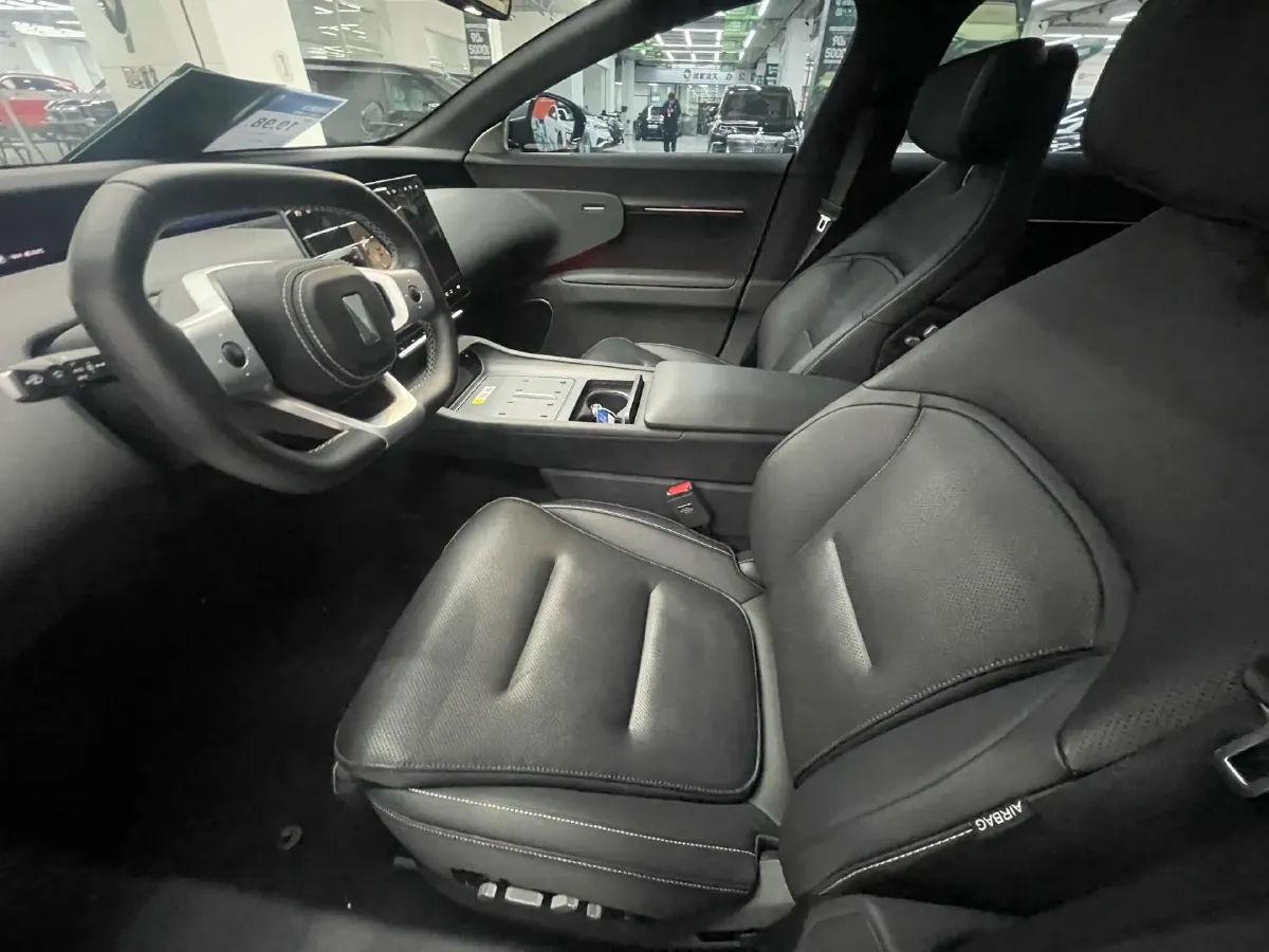 2025 Avatr 12 1.5T 156HP L4 REEV 39.05KWH,autocango,china used car exporter,china ev exporter,chinese used car exporter,chinese used ev exporter