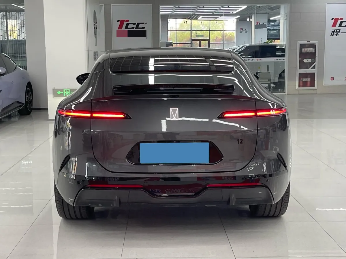 2025 Avatr 12 1.5T 156HP L4 REEV 39.05KWH,autocango,china used car exporter,china ev exporter,chinese used car exporter,chinese used ev exporter