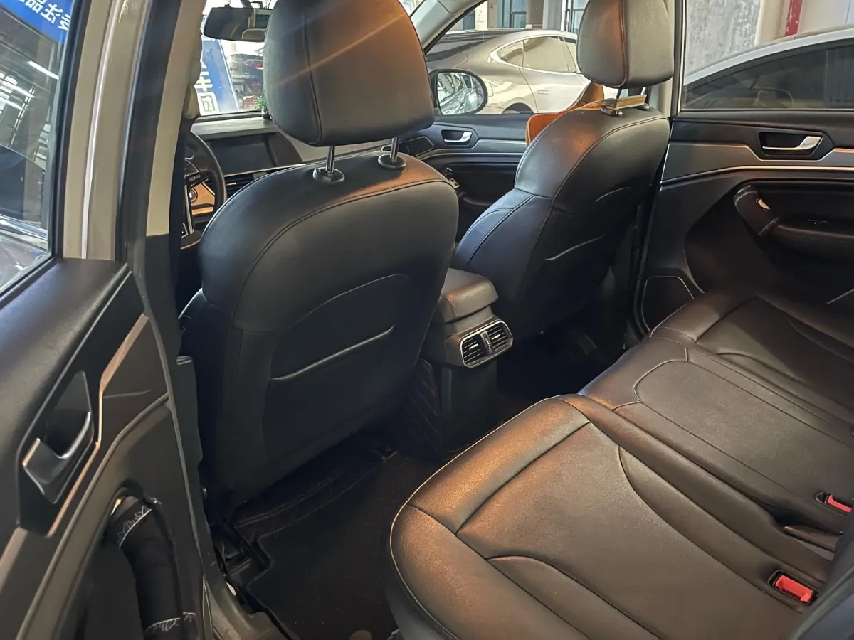 2018 Haval H6 1.5T 150HP L4 7DCT,autocango,china used car exporter,china ev exporter,chinese used car exporter,chinese used ev exporter