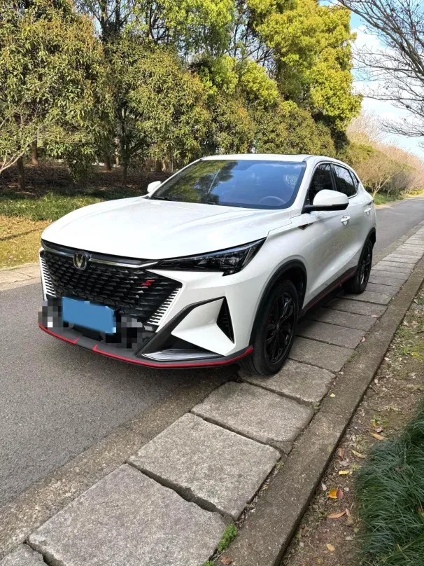 2025 ChangAn X5 PLUS 1.5T 188HP L4 7DCT,autocango,china used car exporter,china ev exporter,chinese used car exporter,chinese used ev exporter