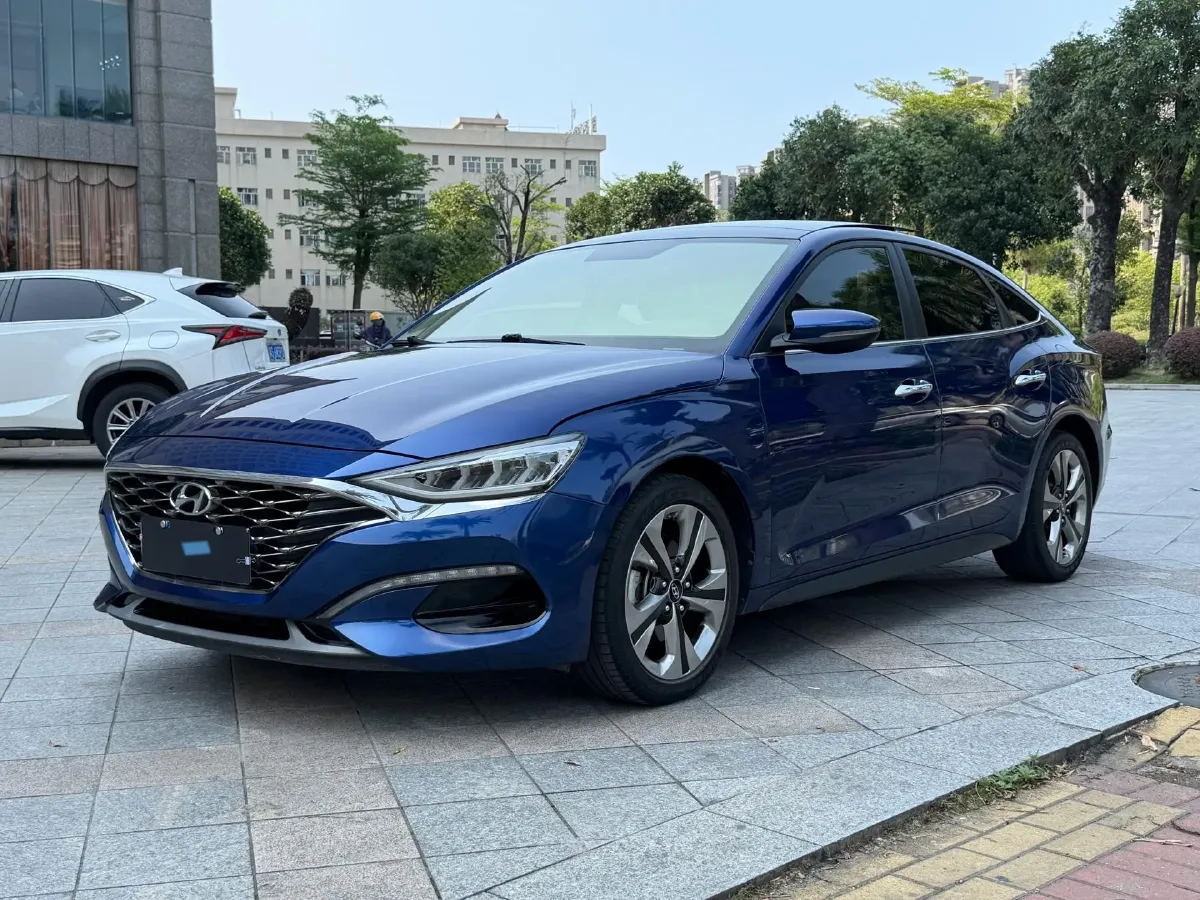 2019 Hyundai La Festa 1.6T 190HP L4 7DCT,autocango,china used car exporter,china ev exporter,chinese used car exporter,chinese used ev exporter