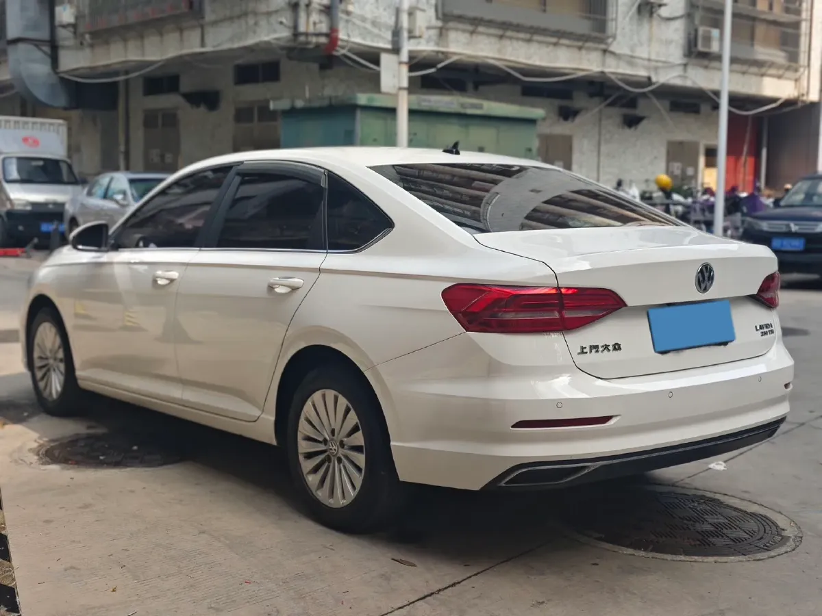 2018 Skoda Karoq 1.4T 150HP L4 7DCT,autocango,china used car exporter,china ev exporter,chinese used car exporter,chinese used ev exporter