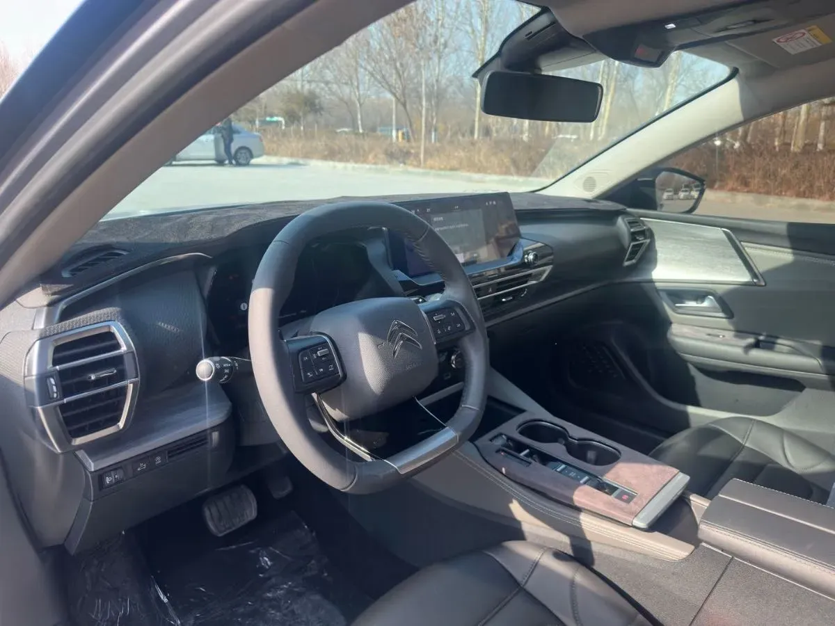 2024 Citroen C5 X 1.6T 175HP L4 8AT,autocango,china used car exporter,china ev exporter,chinese used car exporter,chinese used ev exporter