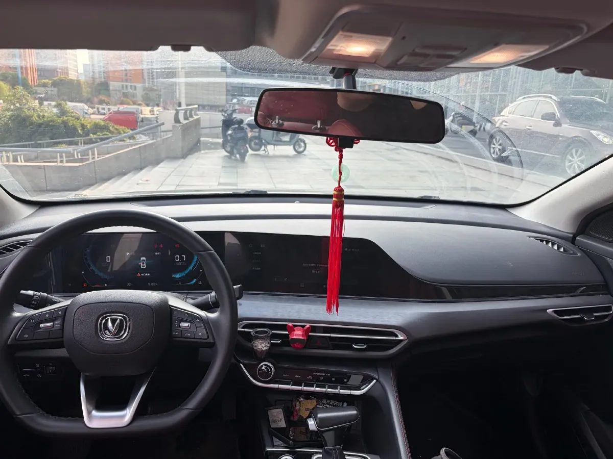 2021 ChangAn Eado 1.4T 160HP L4 7DCT,autocango,china used car exporter,china ev exporter,chinese used car exporter,chinese used ev exporter