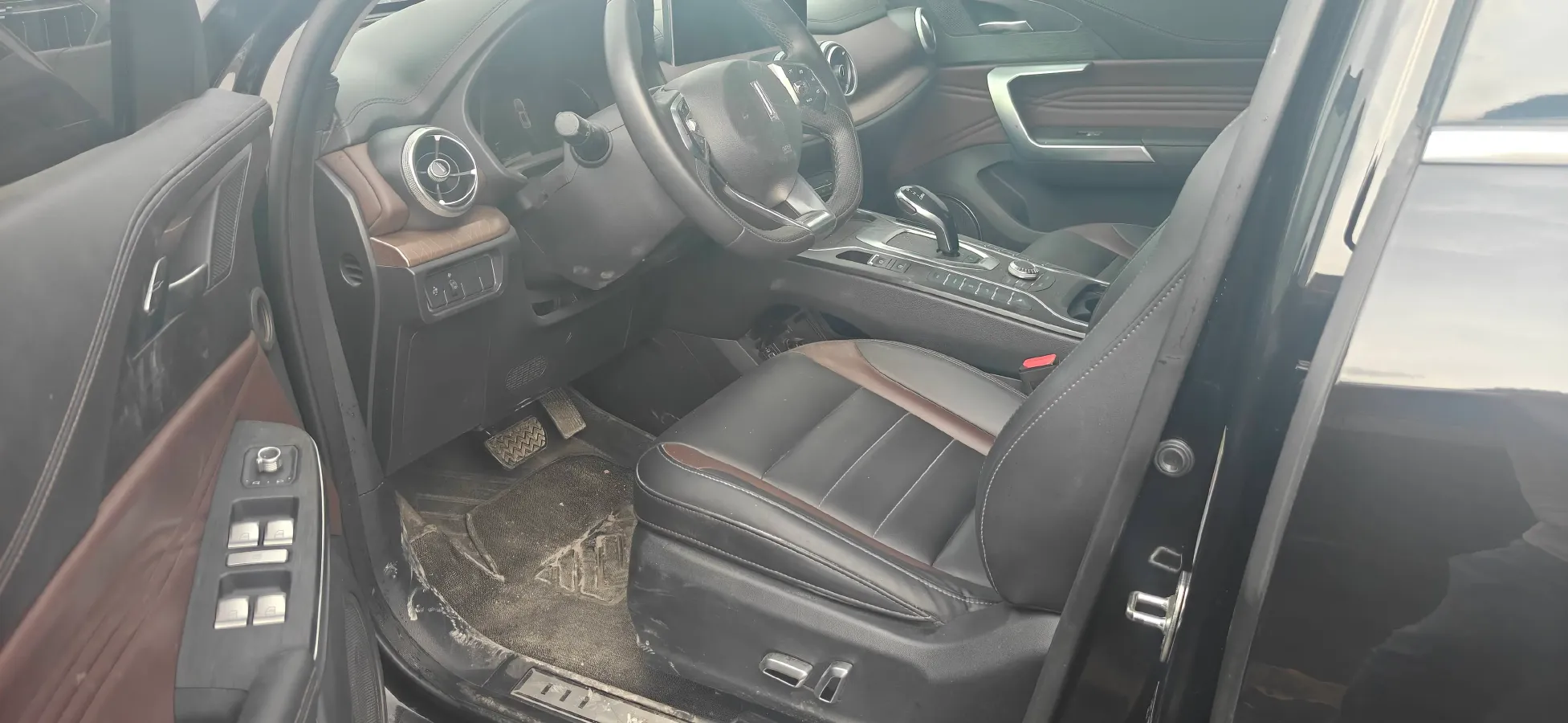 2020 WEY VV5 1.5T 171HP L4 7DCT,autocango,china used car exporter,china ev exporter,chinese used car exporter,chinese used ev exporter