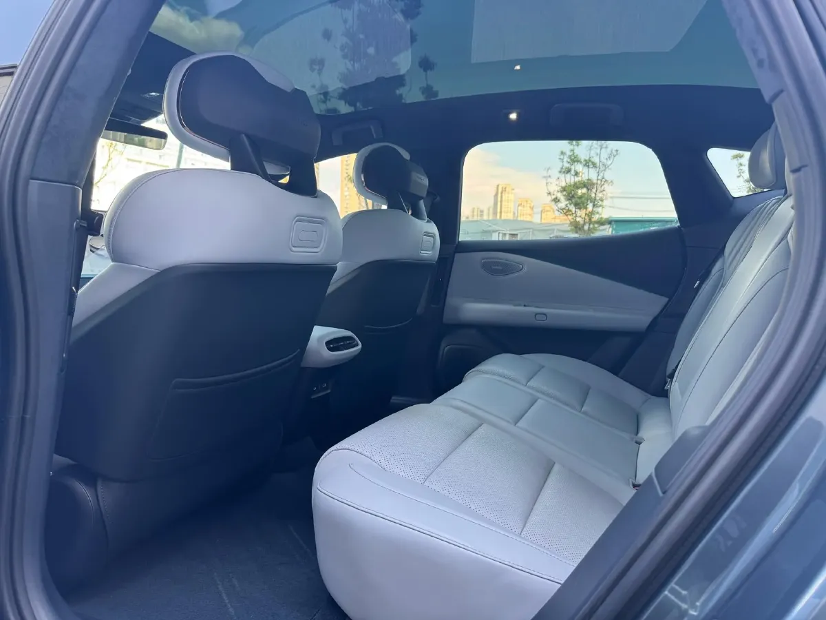 2024 Luxeed S7 BEV 100KWH,autocango,china used car exporter,china ev exporter,chinese used car exporter,chinese used ev exporter