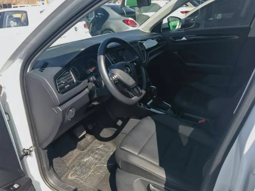 2019 Volkswagen T-Roc 1.4T 150HP L4 7DCT,autocango,china used car exporter,china ev exporter,chinese used car exporter,chinese used ev exporter