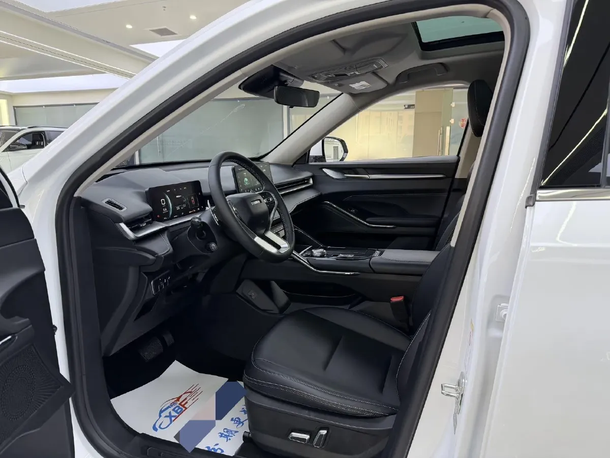 2021 Haval H6 2.0T 211HP L4 7DCT,autocango,china used car exporter,china ev exporter,chinese used car exporter,chinese used ev exporter