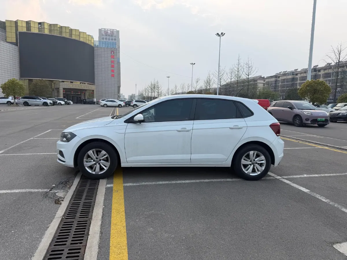2023 Volkswagen Polo 1.5L 113HP L4 6AT,autocango,china used car exporter,china ev exporter,chinese used car exporter,chinese used ev exporter