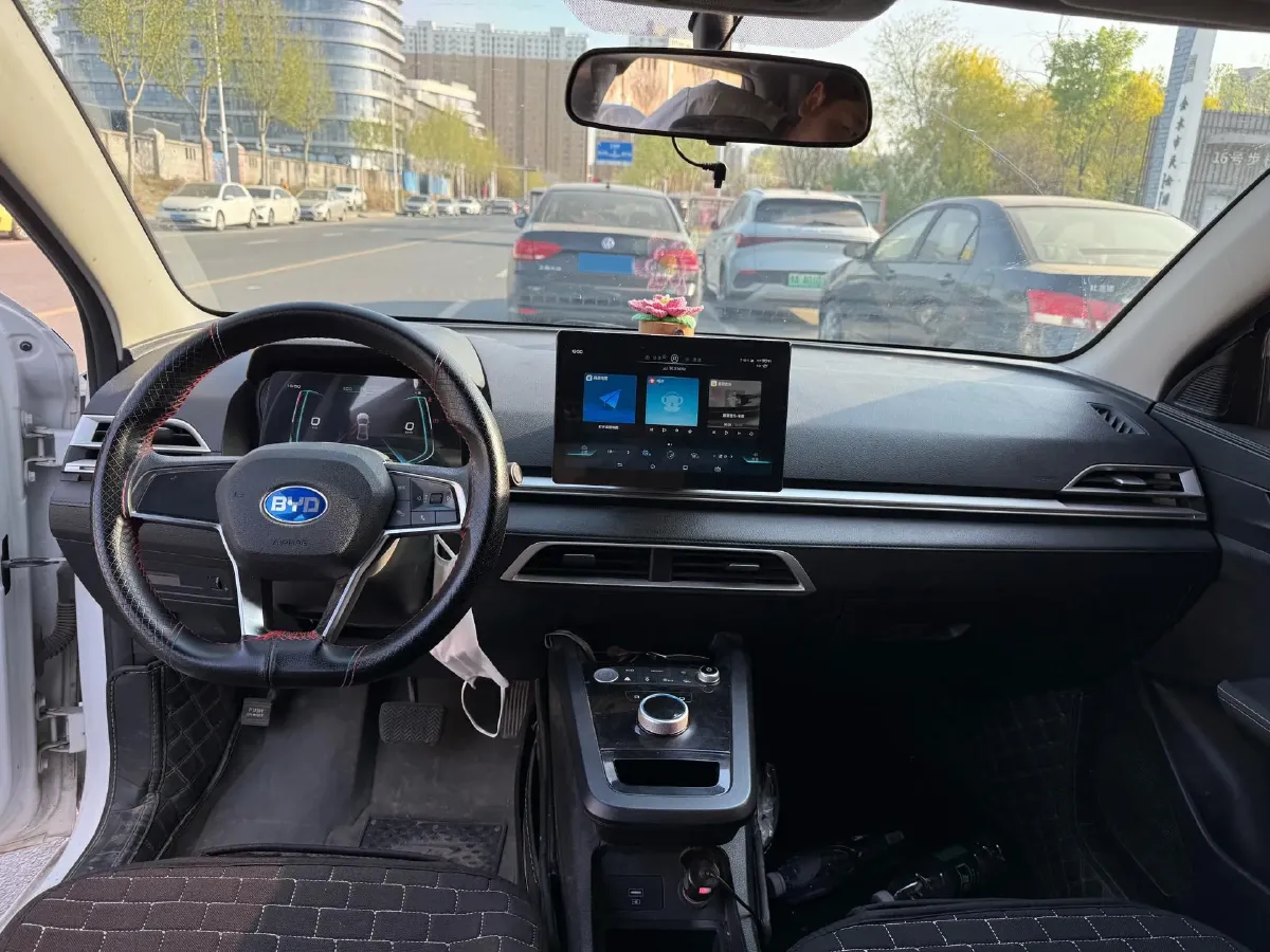 2021 BYD Dolphin BEV 30.7KWH,autocango,china used car exporter,china ev exporter,chinese used car exporter,chinese used ev exporter