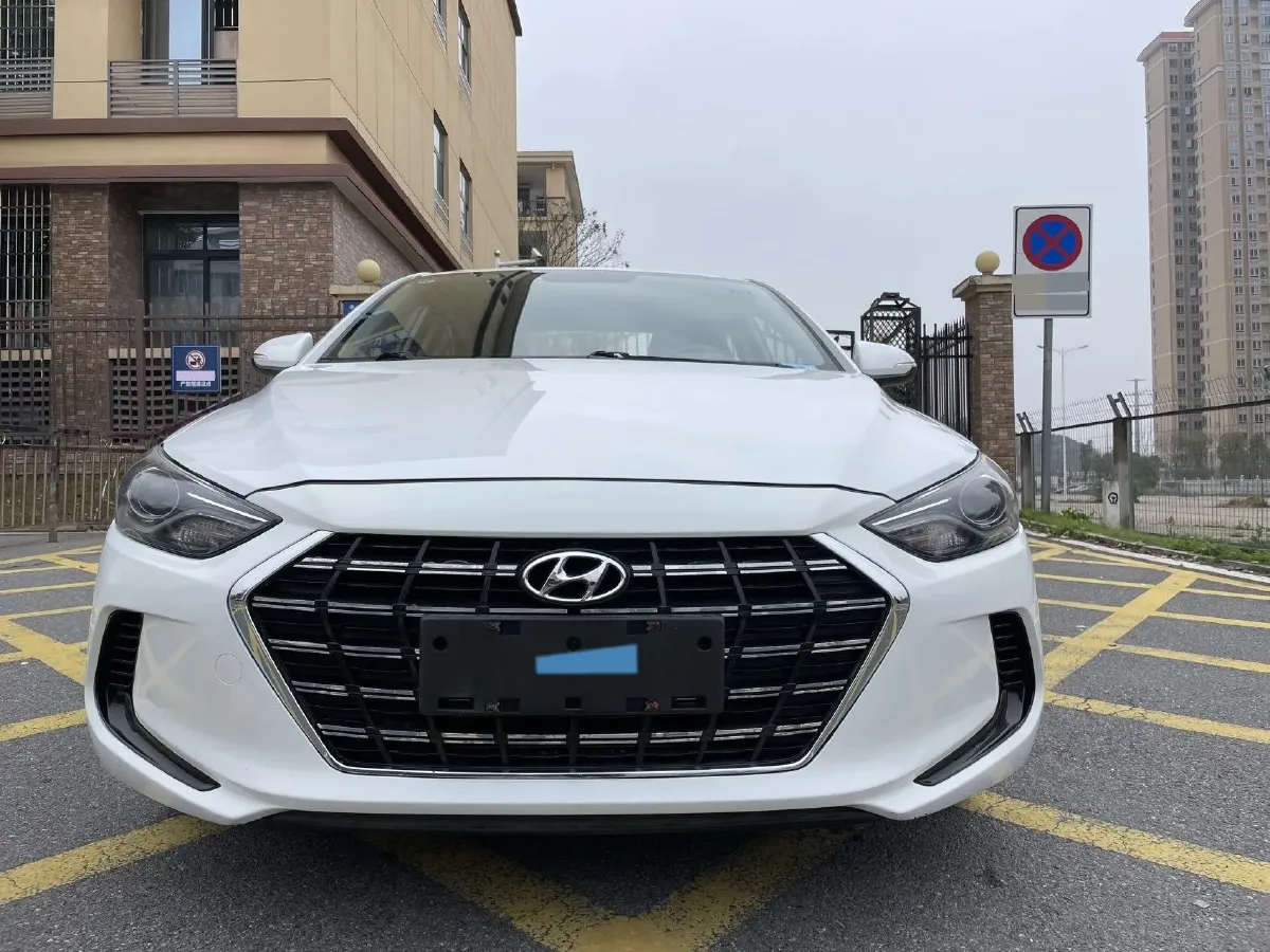 2020 Hyundai Elantra 1.5L 115HP L4 CVT,autocango,china used car exporter,china ev exporter,chinese used car exporter,chinese used ev exporter