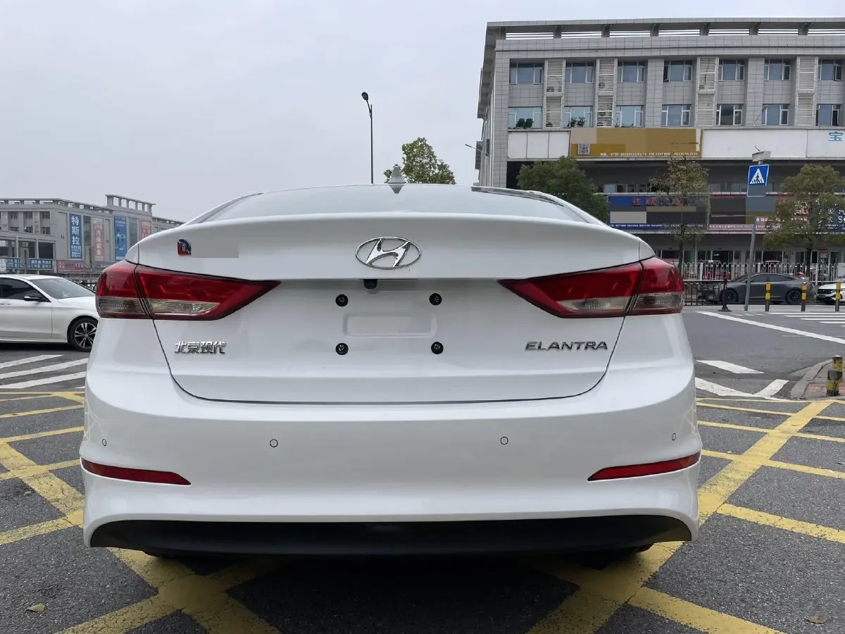 2020 Hyundai Elantra 1.5L 115HP L4 CVT,autocango,china used car exporter,china ev exporter,chinese used car exporter,chinese used ev exporter