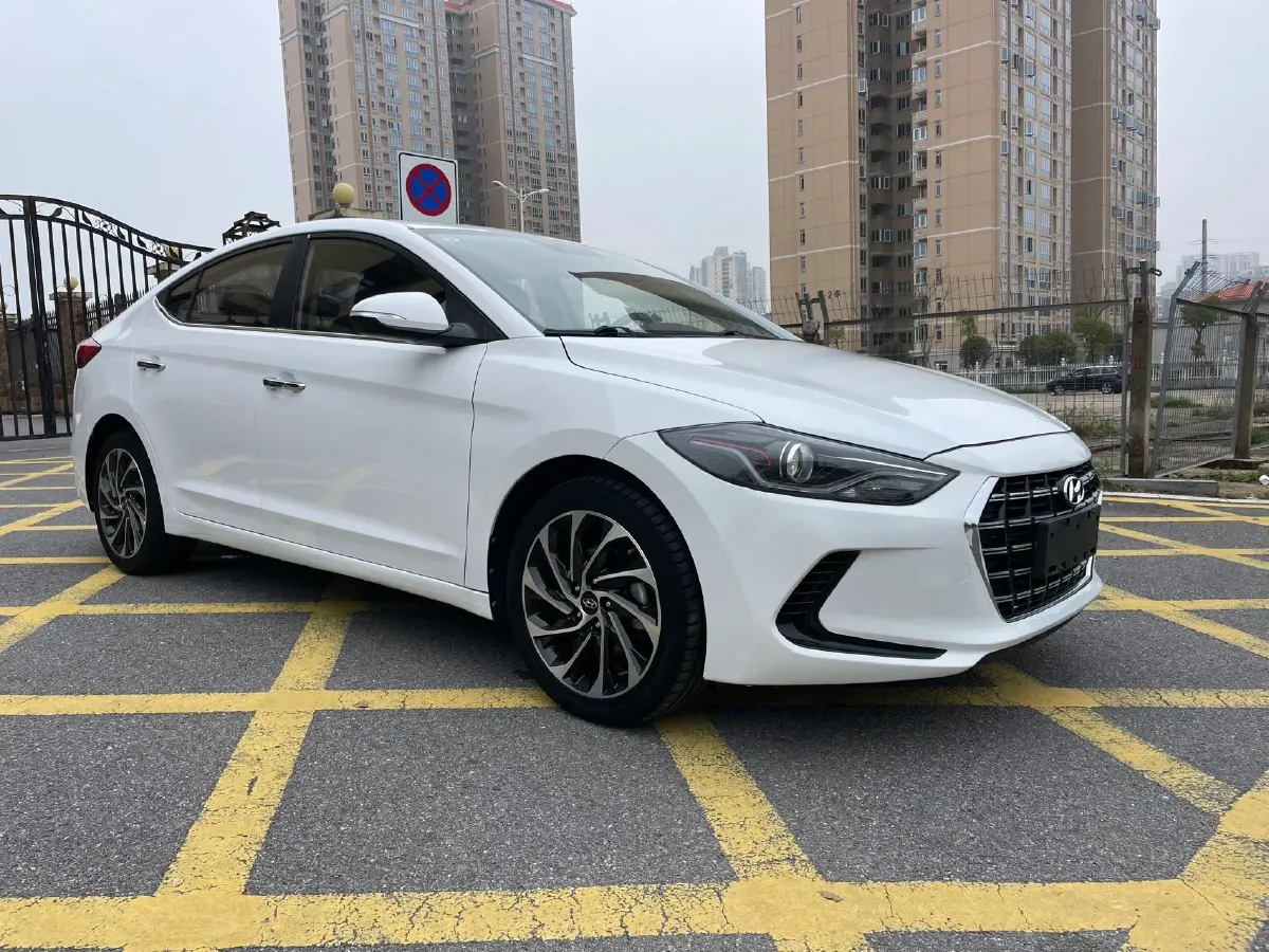 2020 Hyundai Elantra 1.5L 115HP L4 CVT,autocango,china used car exporter,china ev exporter,chinese used car exporter,chinese used ev exporter