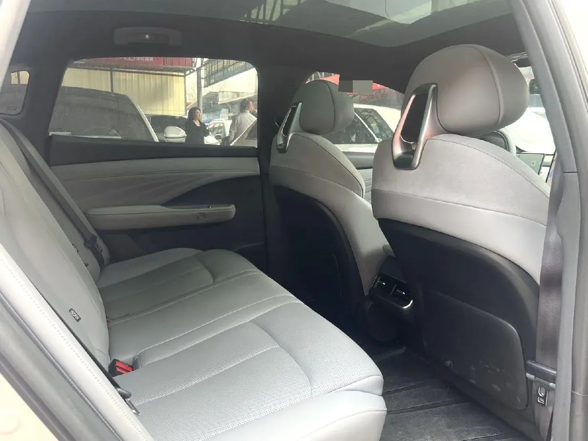 2025 Nissan N7 BEV 58KWH,autocango,china used car exporter,china ev exporter,chinese used car exporter,chinese used ev exporter