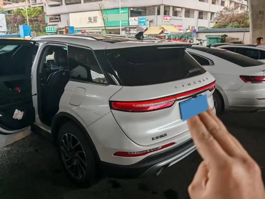 2021 Lincoln Corsair 2.0T 245HP L4 8AT,autocango,china used car exporter,china ev exporter,chinese used car exporter,chinese used ev exporter