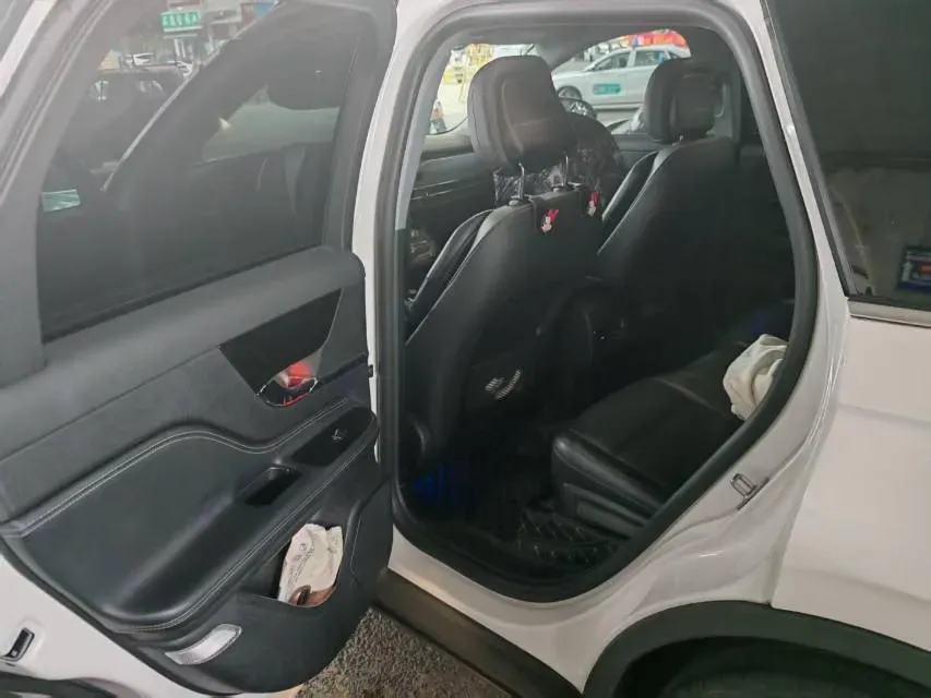 2021 Lincoln Corsair 2.0T 245HP L4 8AT,autocango,china used car exporter,china ev exporter,chinese used car exporter,chinese used ev exporter