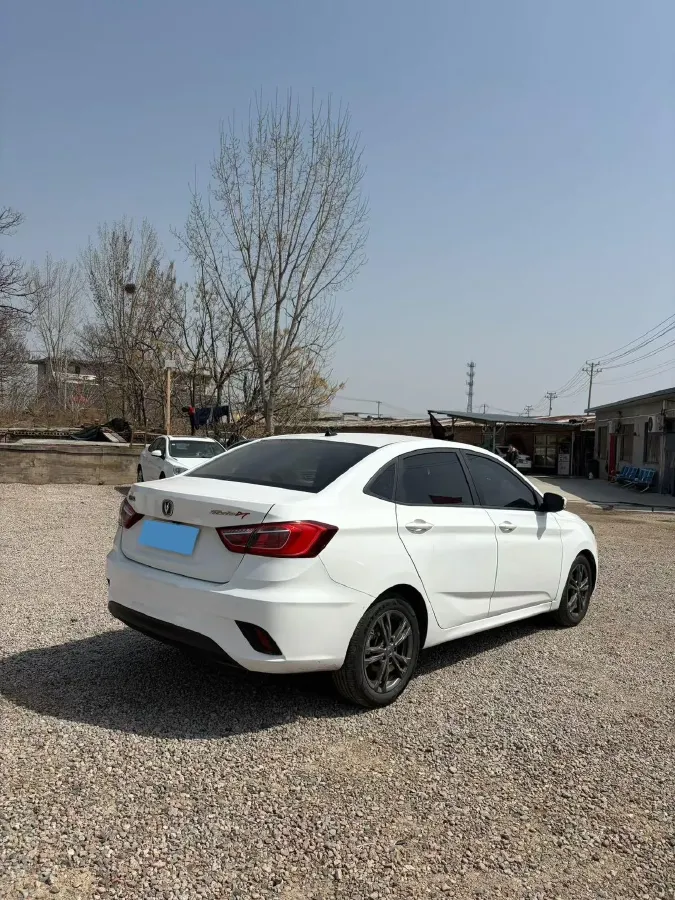 2019 ChangAn Eado DT 1.6L 125HP L4 5MT,autocango,china used car exporter,china ev exporter,chinese used car exporter,chinese used ev exporter