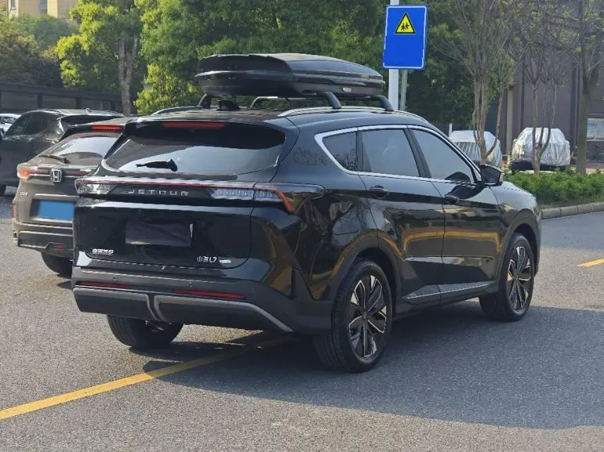 2024 Venucia VX6 BEV 62KWH,autocango,china used car exporter,china ev exporter,chinese used car exporter,chinese used ev exporter