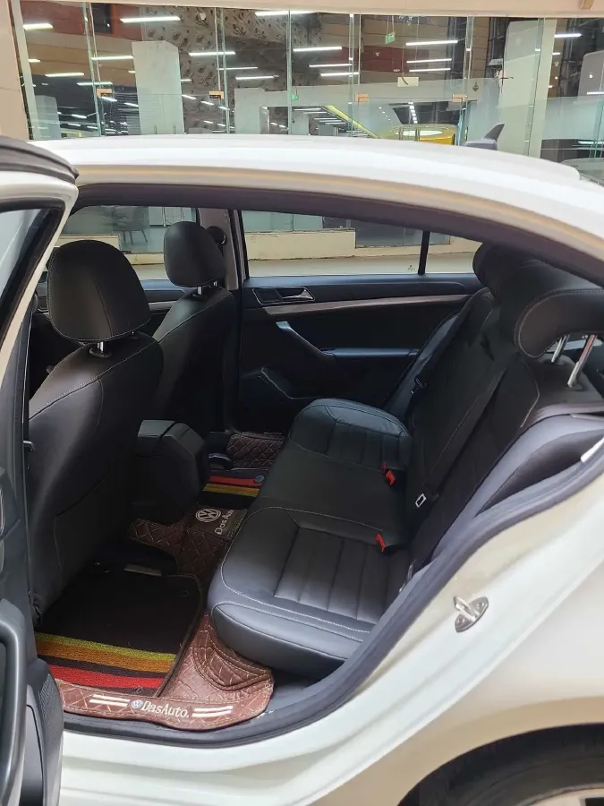 2017 Zotye Damy X7 1.8T 177HP L4 5MT,autocango,china used car exporter,china ev exporter,chinese used car exporter,chinese used ev exporter