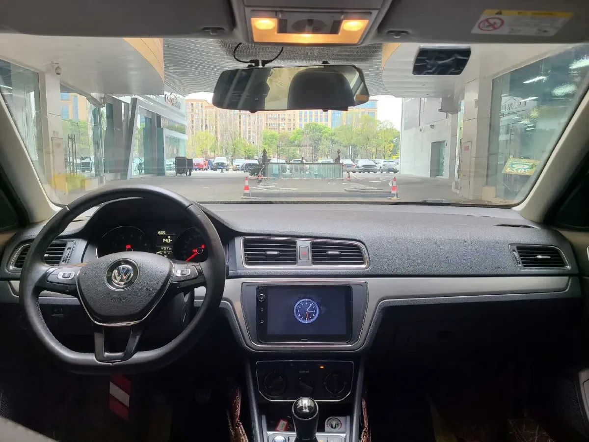 2017 Zotye Damy X7 1.8T 177HP L4 5MT,autocango,china used car exporter,china ev exporter,chinese used car exporter,chinese used ev exporter