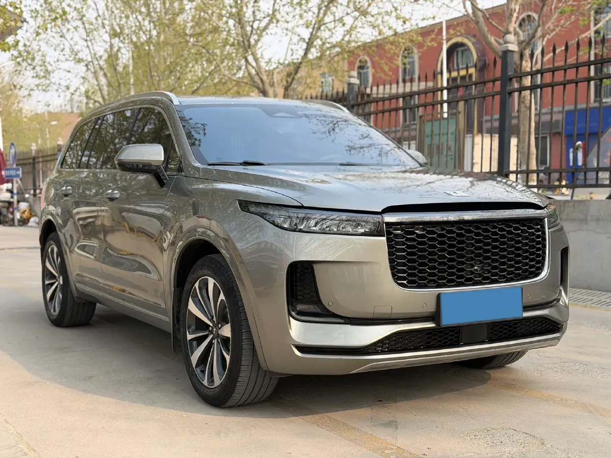 2021 Li ONE Range Extended 131HP REEV 40.5KWH,autocango,china used car exporter,china ev exporter,chinese used car exporter,chinese used ev exporter