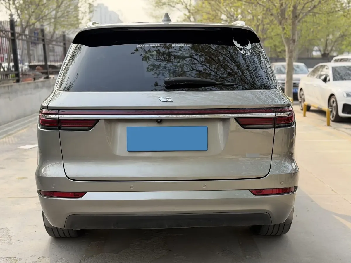 2021 Li ONE Range Extended 131HP REEV 40.5KWH,autocango,china used car exporter,china ev exporter,chinese used car exporter,chinese used ev exporter