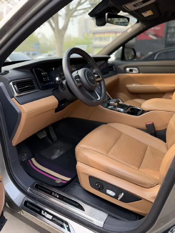 2021 Li ONE Range Extended 131HP REEV 40.5KWH,autocango,china used car exporter,china ev exporter,chinese used car exporter,chinese used ev exporter